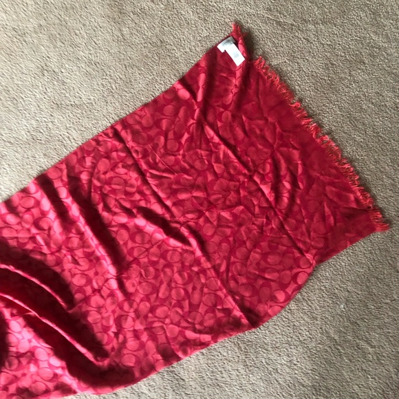 Coach Signature Stole in True Red - Picture 4 of 4